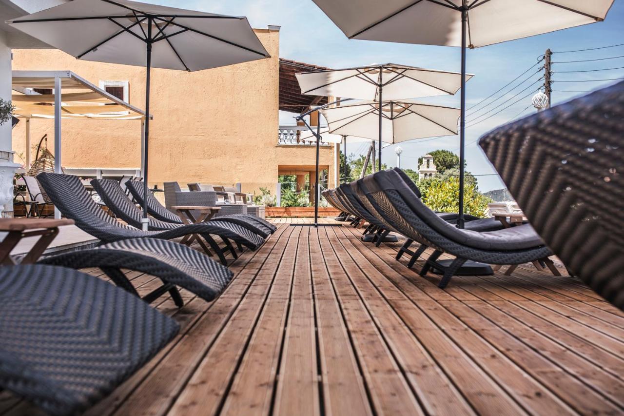 San Georgio Hotel (Adults Only) Агиос Георгиос Пагон Екстериор снимка