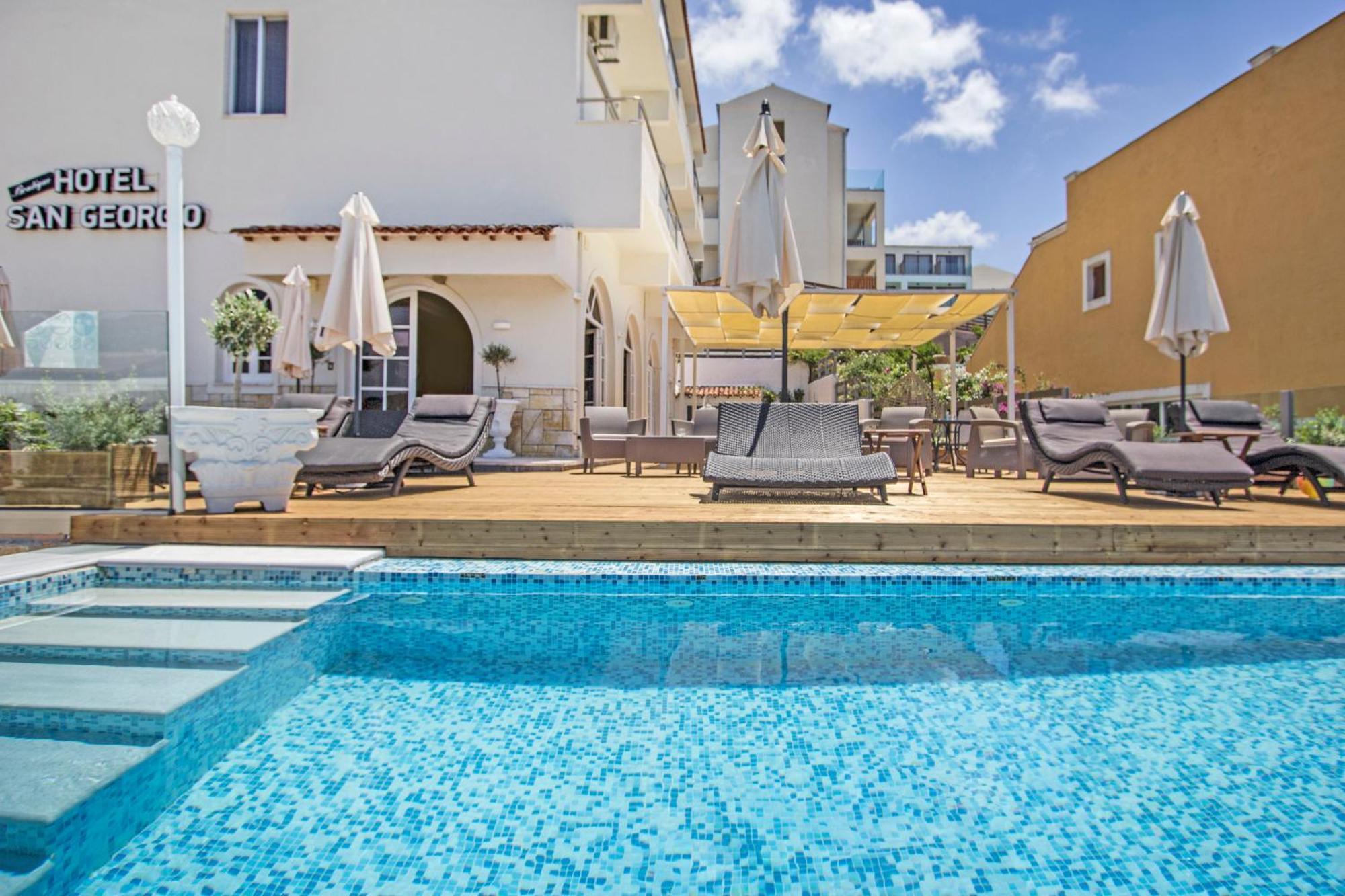 San Georgio Hotel (Adults Only) Агиос Георгиос Пагон Екстериор снимка