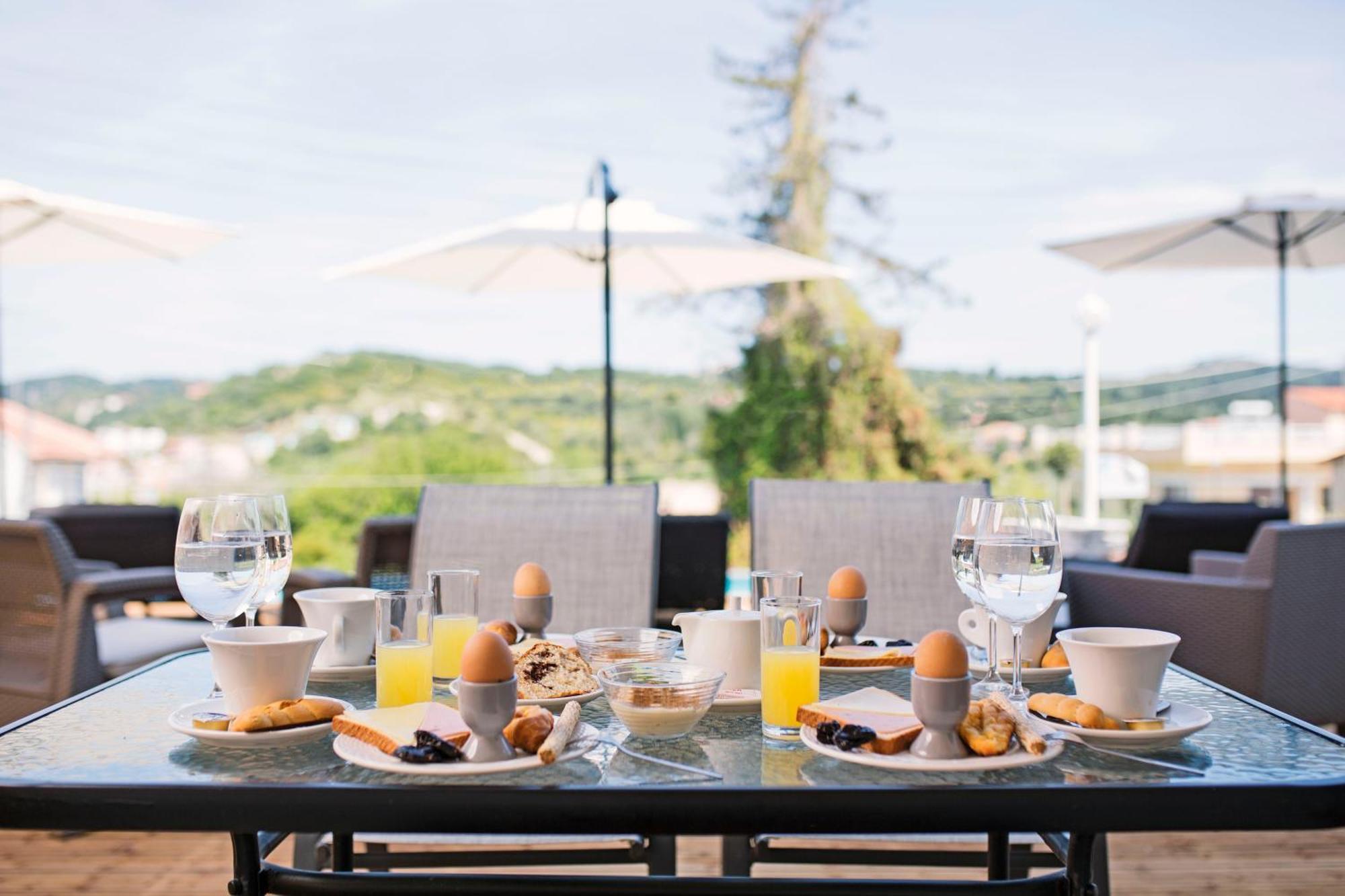 San Georgio Hotel (Adults Only) Агиос Георгиос Пагон Екстериор снимка
