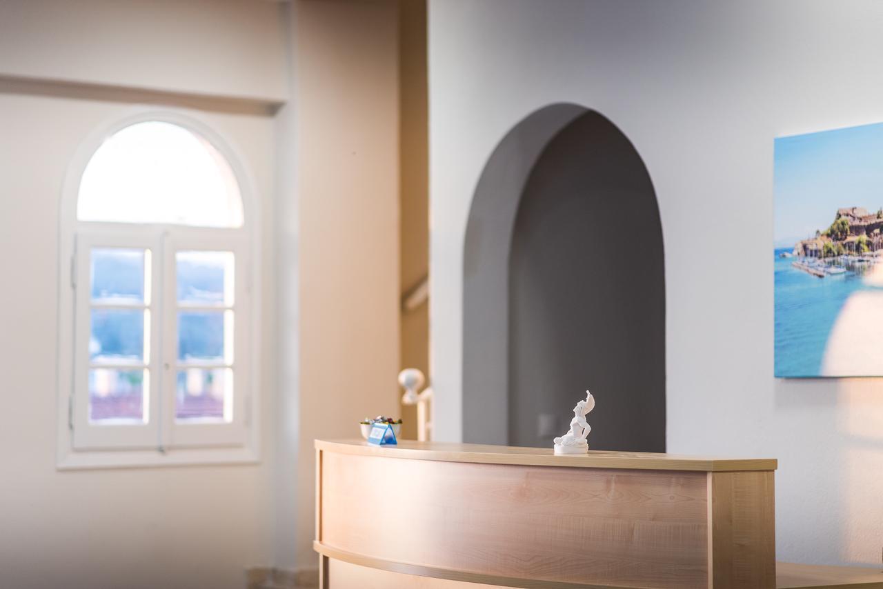 San Georgio Hotel (Adults Only) Агиос Георгиос Пагон Екстериор снимка